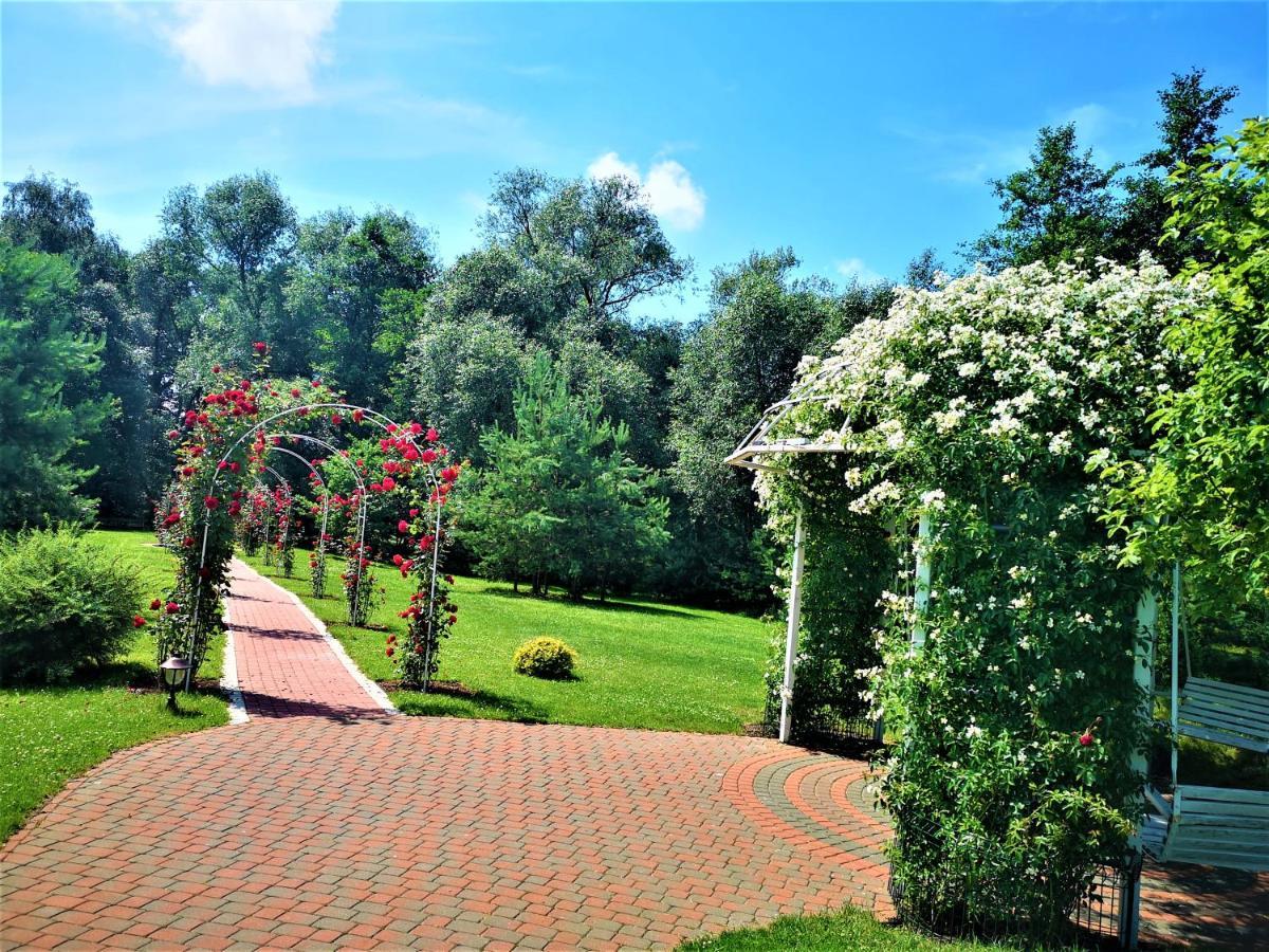 Zupe Guest House Radailiai Bagian luar foto