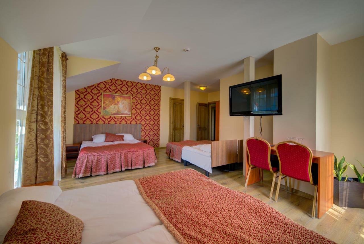 Zupe Guest House Radailiai Bagian luar foto