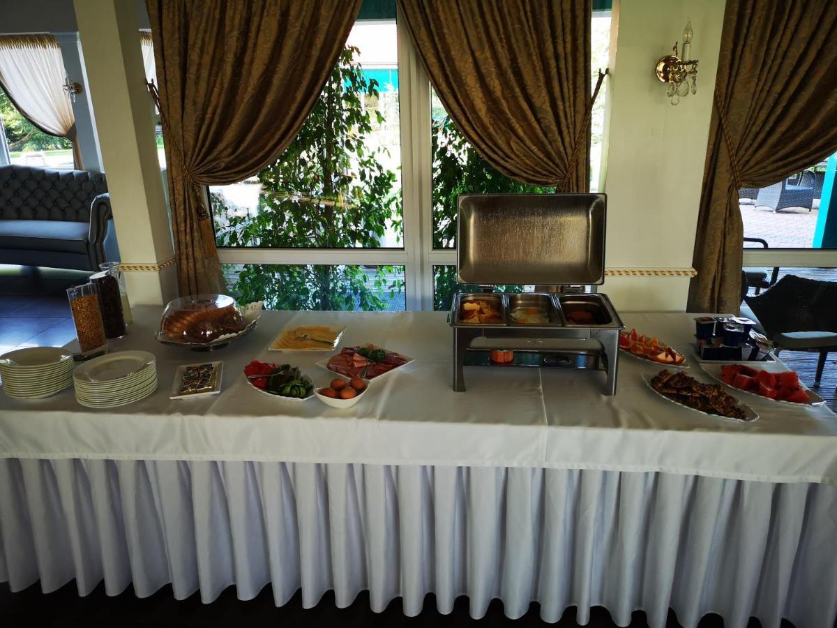 Zupe Guest House Radailiai Bagian luar foto
